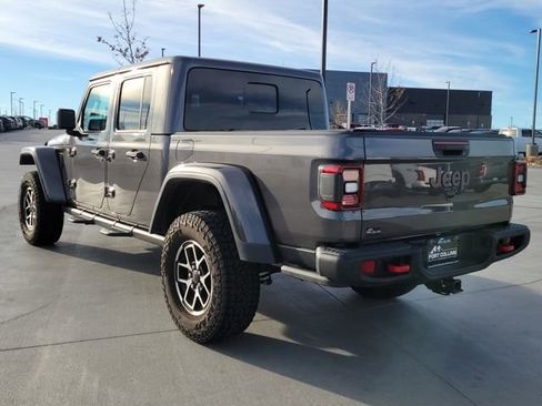 Used 2025 Jeep Gladiator Rubicon image 3