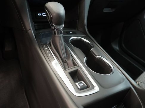 Used 2024 Chevrolet Equinox LT FWD image 18
