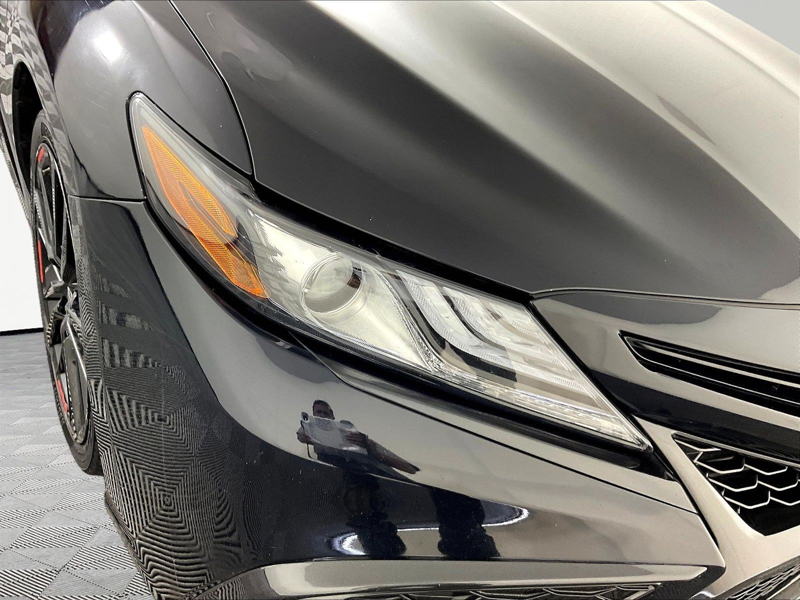 Used 2023 Toyota Camry XSE FWD image 32