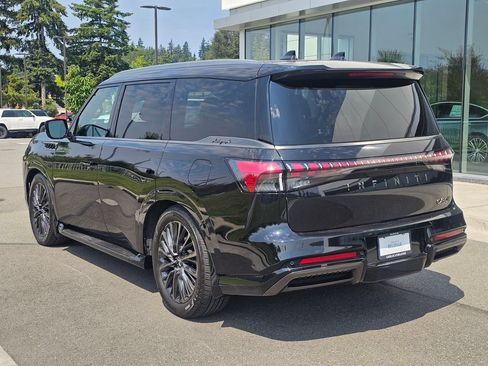 Used 2026 INFINITI QX80 Autograph w/ Premium Cargo Package AWD/4WD image 3