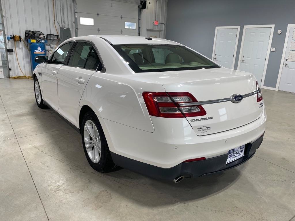 Used 2014 Ford Taurus SEL w/ Equipment Group 201A FWD image 5
