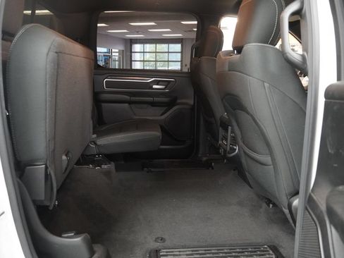 Used 2020 RAM 1500 Big Horn AWD/4WD image 33