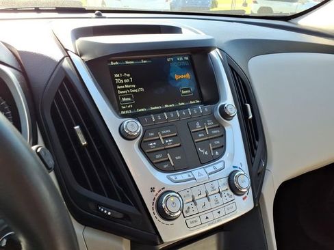 Used 2015 Chevrolet Equinox LTZ FWD image 16