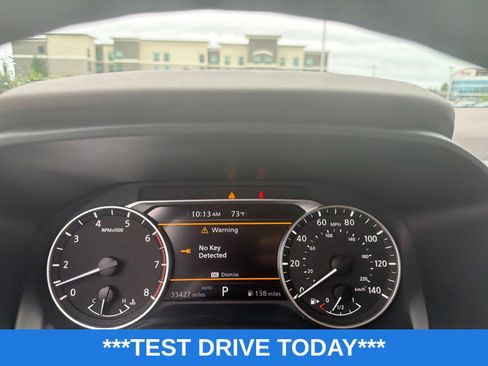 Used 2023 Nissan Rogue SV AWD/4WD image 12