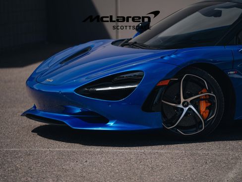 Used 2024 McLaren 750S Spider image 15
