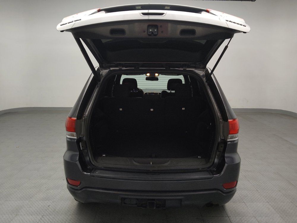 Used 2014 Jeep Grand Cherokee Laredo w/ Security & Convenience Group AWD/4WD image 29