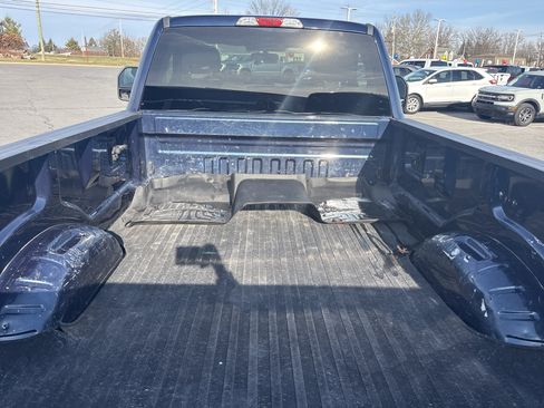 Used 2017 Ford F250 XLT w/ XLT Value Package image 5