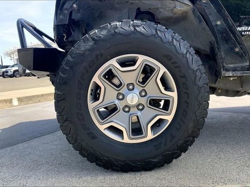 Used 2016 Jeep Wrangler Unlimited Sport w/ Quick Order Package 24S AWD/4WD image 9