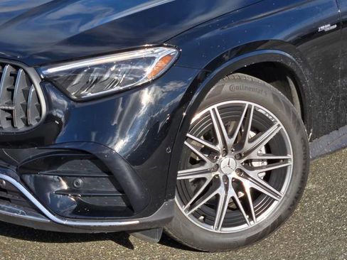 Used 2025 Mercedes-Benz GLC 43 AMG GLC 43 AMG image 9