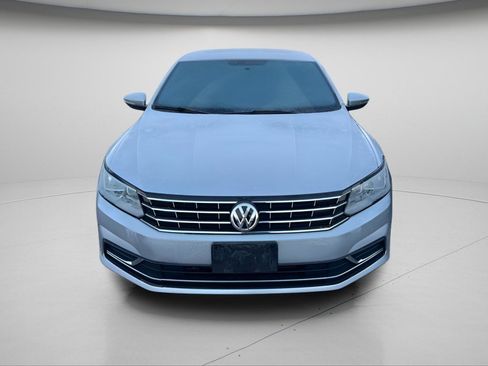 Used 2017 Volkswagen Passat 1.8T SE image 14