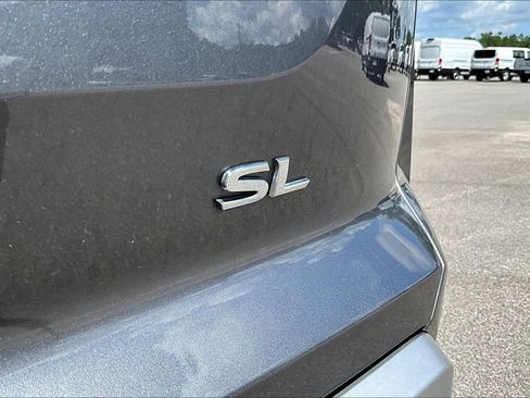 Used 2025 Nissan Pathfinder SL FWD image 26
