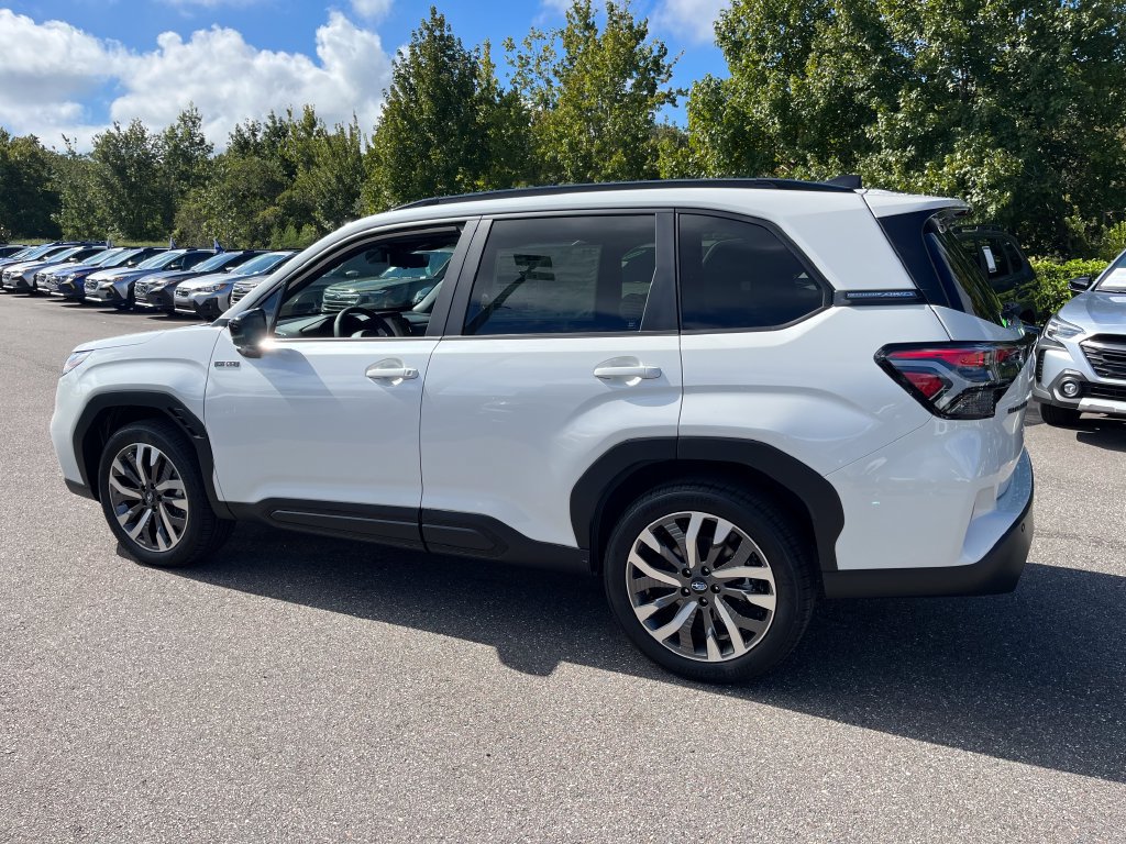 New 2026 Subaru Forester Touring AWD/4WD image 5