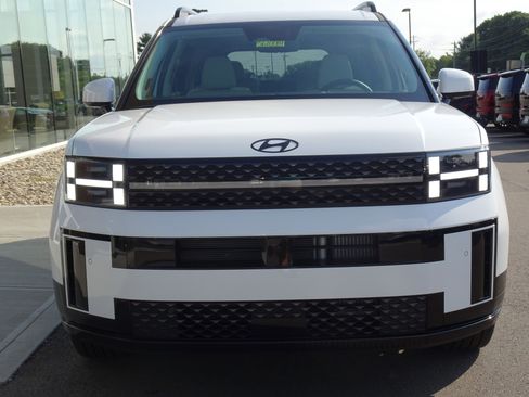 Used 2025 Hyundai Santa Fe Calligraphy image 8