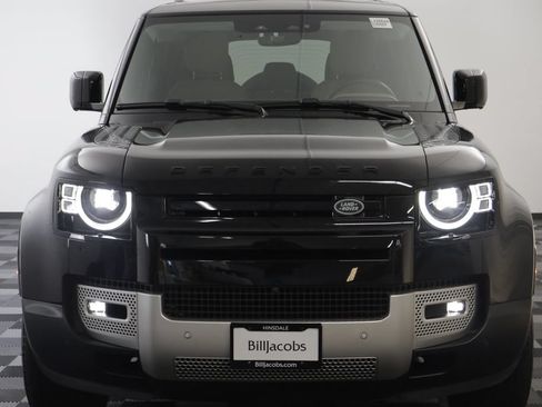 Certified 2025 Land Rover Defender 110 S AWD/4WD image 22
