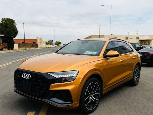 Used 2019 Audi Q8 Premium Plus w/ Premium Plus image 9