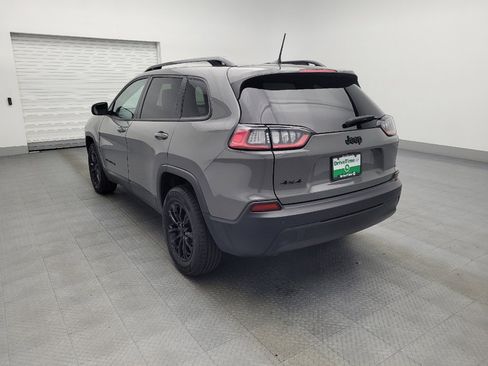 Used 2023 Jeep Cherokee Altitude Lux image 5