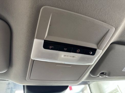 Used 2025 Nissan Sentra SV FWD image 28