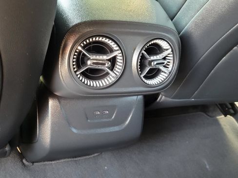 Used 2024 Chevrolet Blazer EV LT AWD/4WD image 19