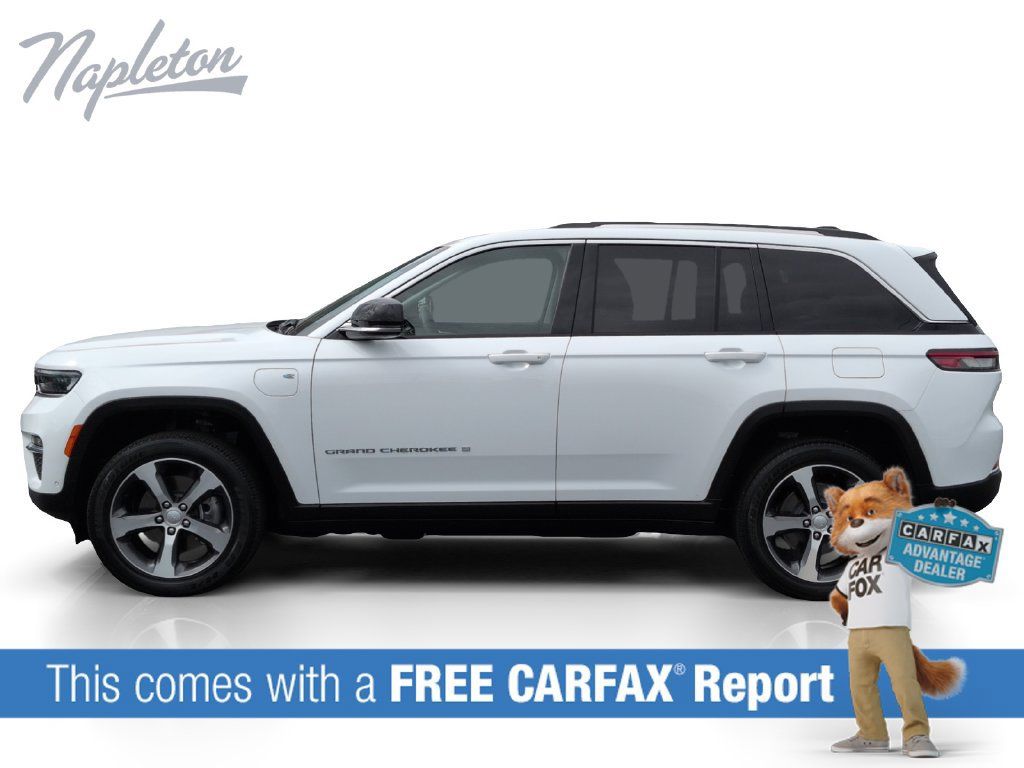 Used 2023 Jeep Grand Cherokee 4WD 4xe w/ Luxury Tech Group II image 2
