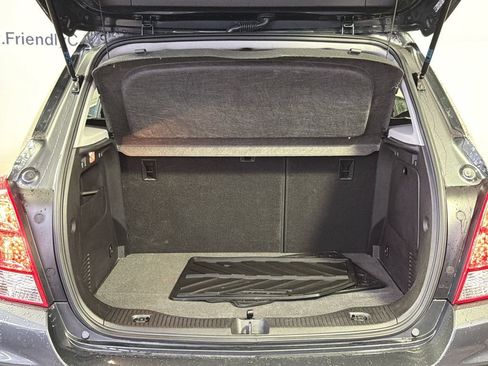 Used 2019 Chevrolet Trax LS w/ LPO, Protection Package FWD image 6