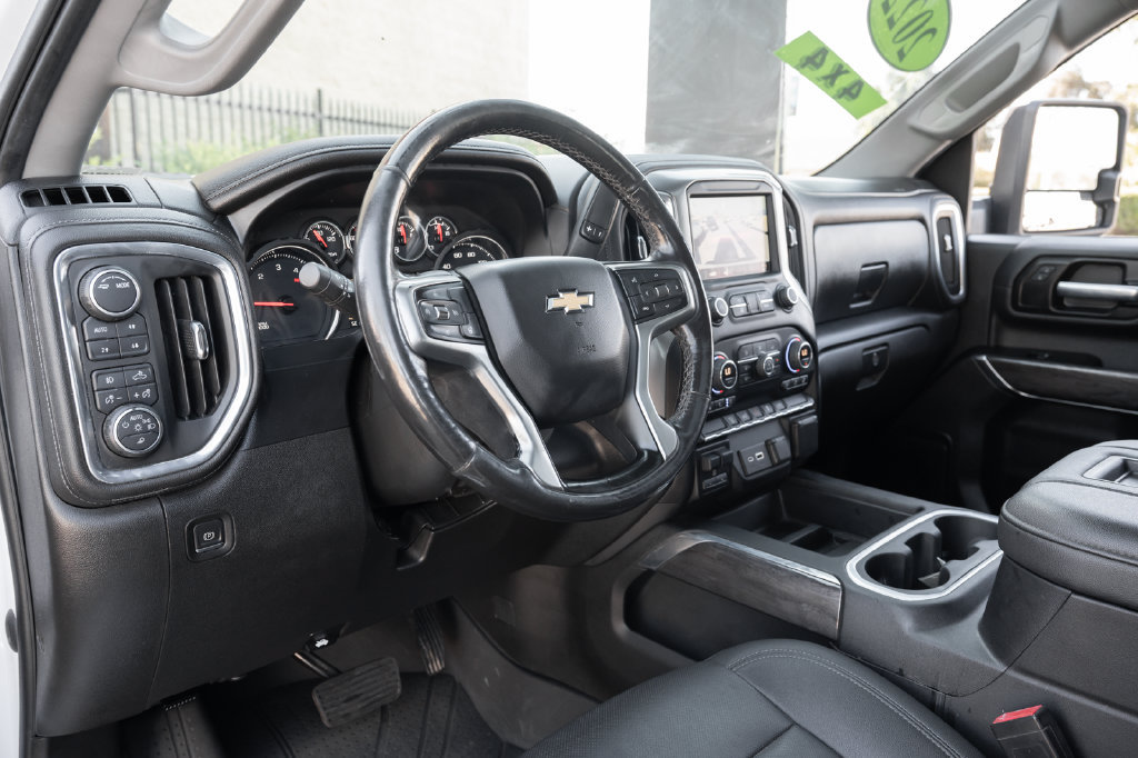 Used 2022 Chevrolet Silverado 2500 LTZ w/ LTZ Convenience Package AWD/4WD image 19