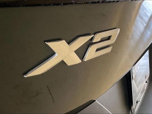 Used 2026 BMW X2 xDrive28i AWD/4WD image 9