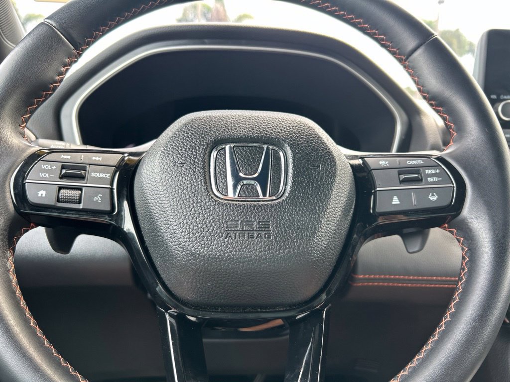 Used 2025 Honda Pilot Sport image 23
