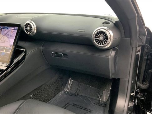 Used 2022 Mercedes-Benz SL 63 AMG 4MATIC image 26