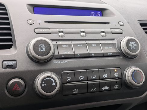 Used 2011 Honda Civic LX image 16