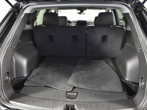 Used 2025 Chevrolet Blazer LT AWD/4WD image 51