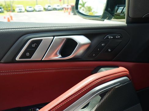 Used 2021 BMW X6 M50i w/ Executive Package AWD/4WD image 29