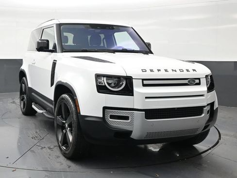 Used 2022 Land Rover Defender 90 AWD/4WD image 7