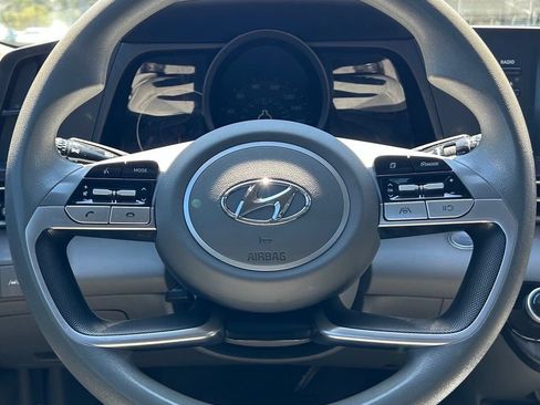 Used 2023 Hyundai Elantra SEL w/ Cargo Package FWD image 19