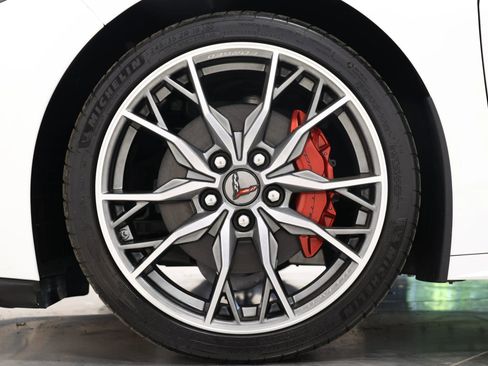 Used 2024 Chevrolet Corvette Stingray Preferred Cpe w/ 2LT image 89