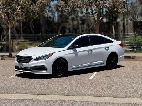 Used 2017 Hyundai Sonata Sport w/ Value Edition Package 02 FWD image 16