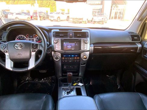 Used 2018 Toyota 4Runner Limited image 15