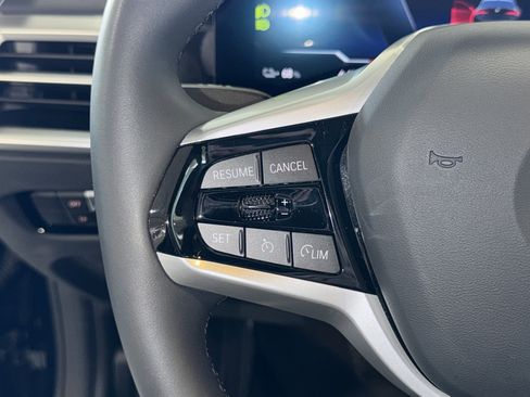 Certified 2025 BMW i4 eDrive40 image 22