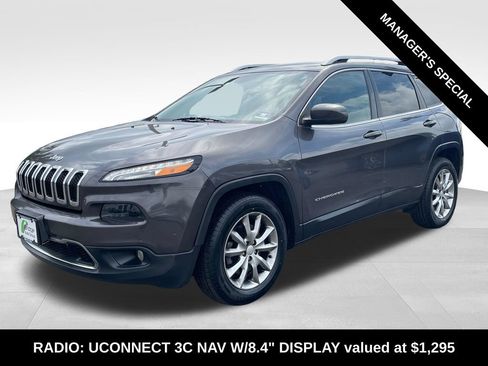 Used 2018 Jeep Cherokee Limited AWD/4WD image 3