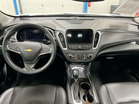 Used 2024 Chevrolet Malibu LT FWD image 10
