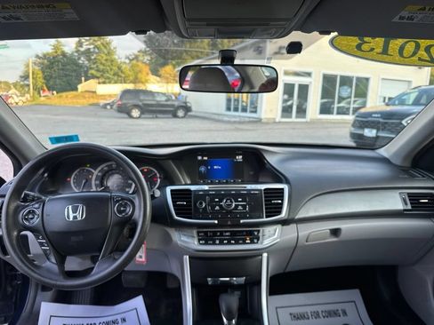 Used 2013 Honda Accord LX image 23
