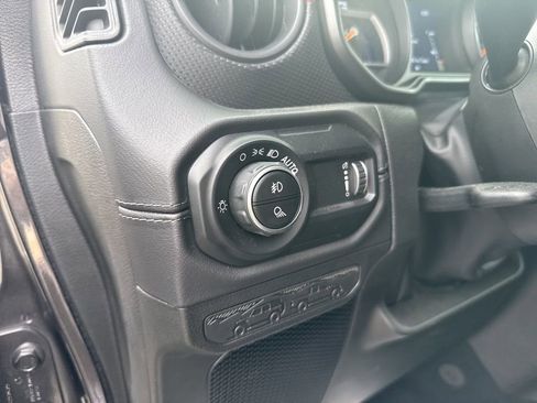 Used 2024 Jeep Gladiator Rubicon image 14