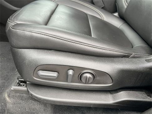 Certified 2023 Chevrolet Traverse LT w/ LPO, Floor Liner Package image 14