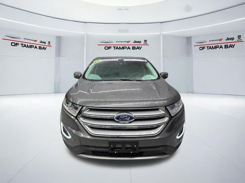 Used 2018 Ford Edge Titanium w/ Equipment Group 302A AWD/4WD image 8