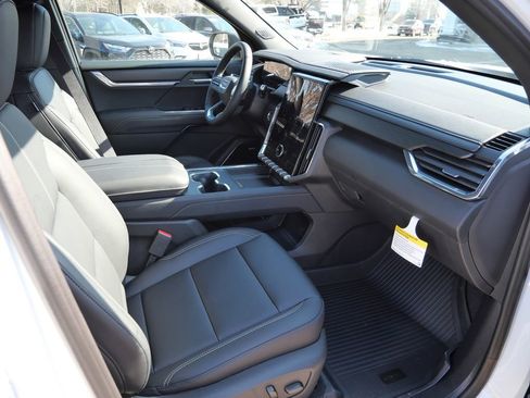 New 2026 GMC Acadia Elevation w/ Elevation Premium Package image 20