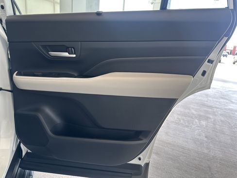 Certified 2024 Toyota Grand Highlander Limited image 14