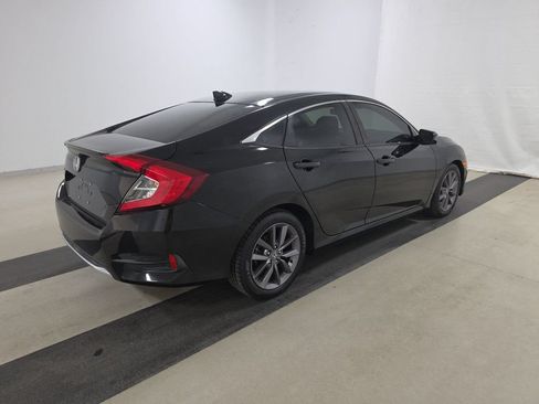 Used 2019 Honda Civic EX image 3