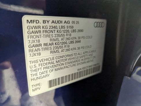 Certified 2025 Audi Q3 2.0T Premium Plus w/ Premium Plus Package image 29