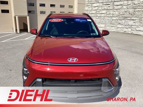 Certified 2025 Hyundai Kona SEL image 3