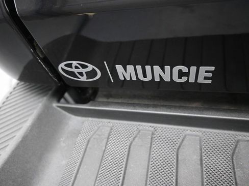 Used 2025 Ford F150 XLT w/ Equipment Group 301A Standard AWD/4WD image 38