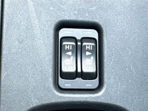 Used 2023 Toyota GR86 Premium image 19